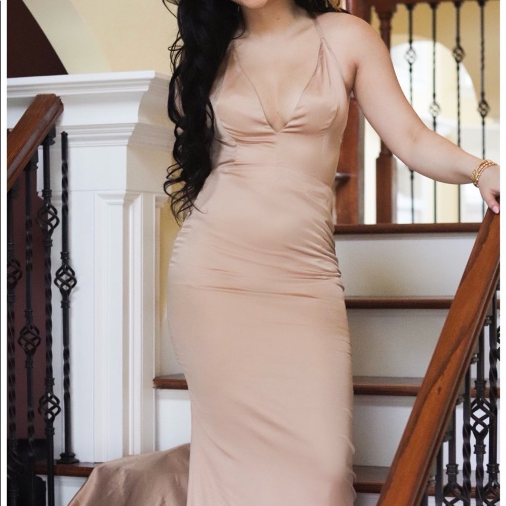 PROM DRESS - Picture 3 of 3